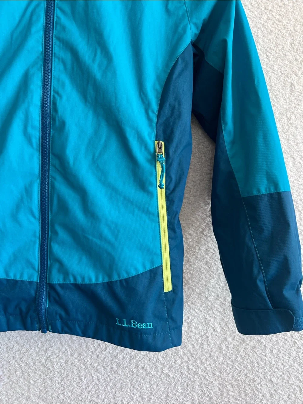 L.L. Bean Kids Blue Hooded Windbreaker Jacket Size Medium 10/12
